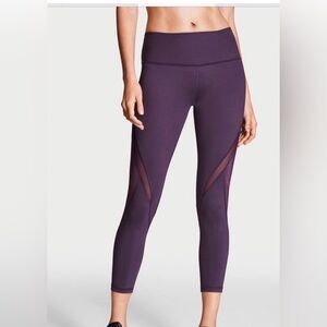 Victoria Sport Knockout High Rise Capri Leggings Plum Mesh Panel L
